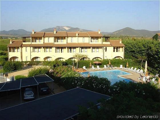 Residenza Dei Cavalleggeri San Vincenzo Exterior foto